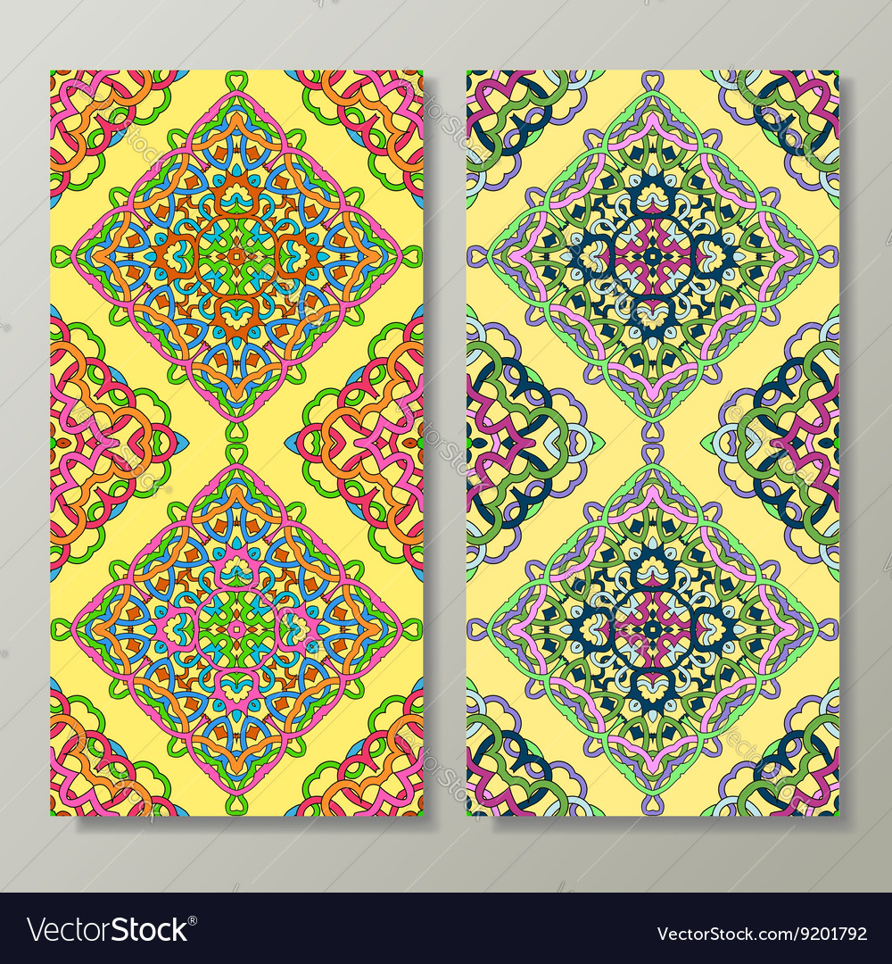 Seamless vertical patterns set with hand drawn tex