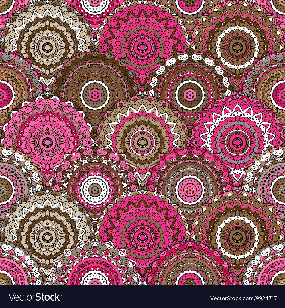 Seamless round pattern for printing on fabric