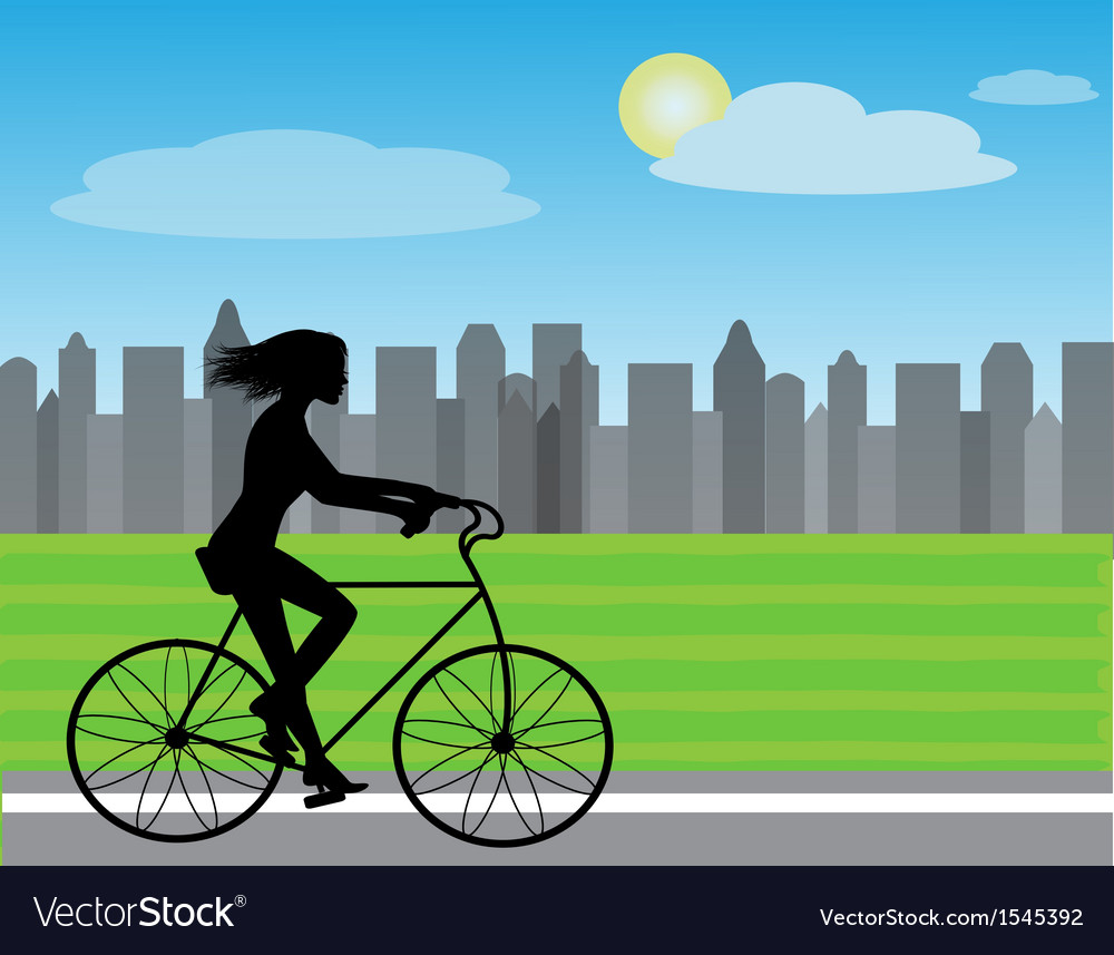 Frau Radfahren in Stadtlandschaft