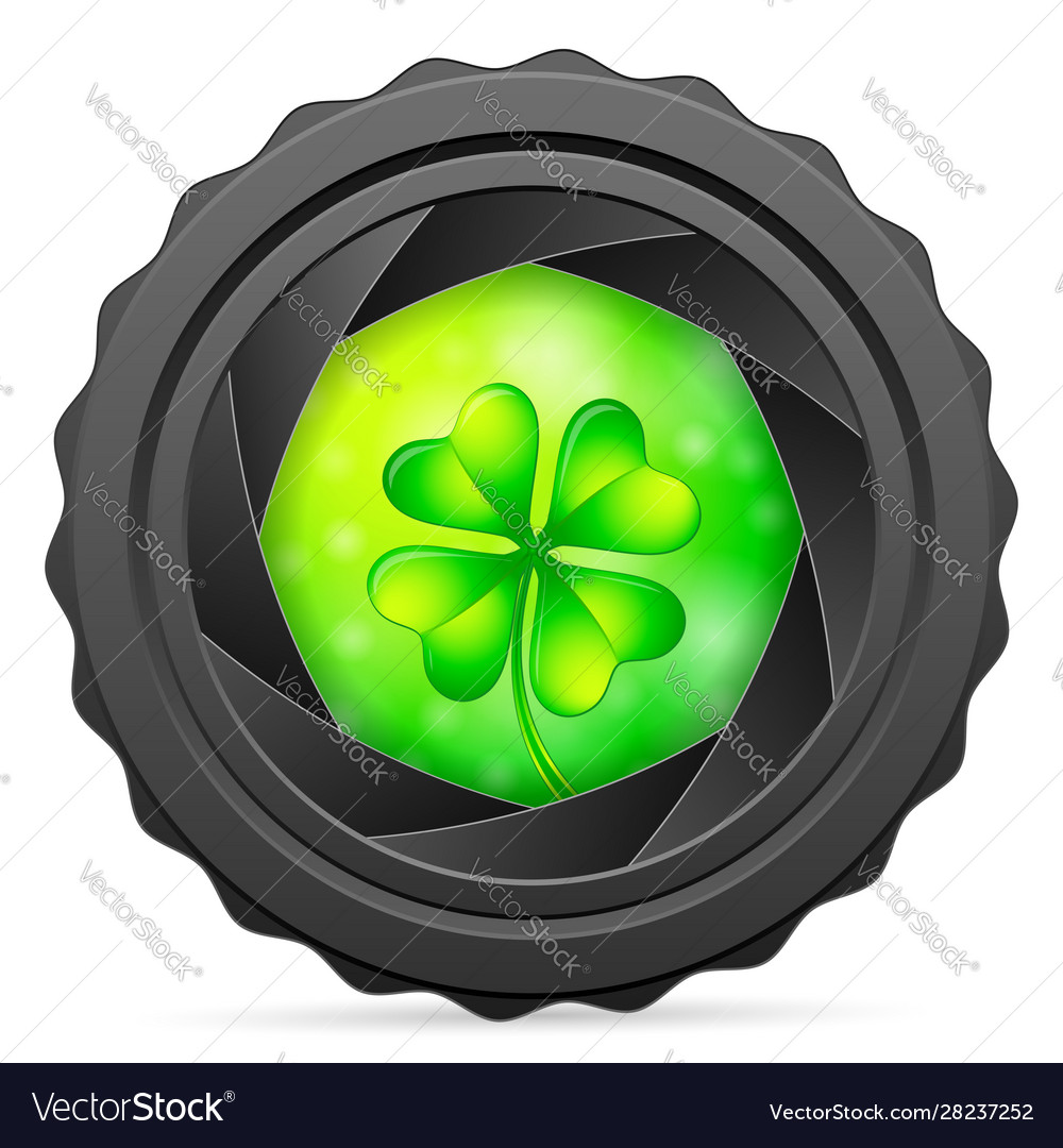 Camera shutter with clover