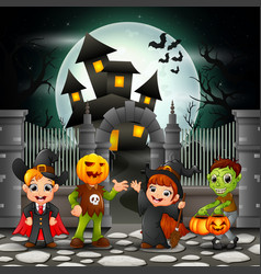 Halloween cartoon scarecrow Royalty Free Vector Image